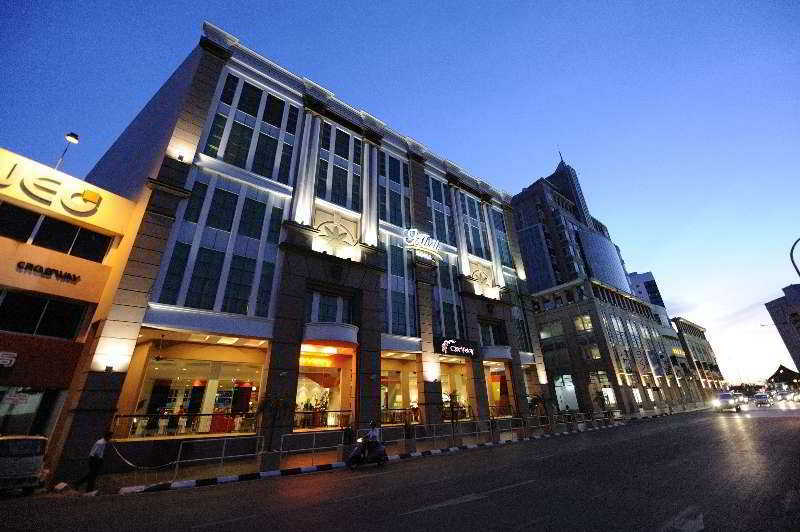 Abell Hotel Kuching Extérieur photo